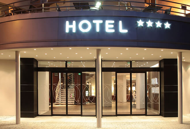 Kinh doanh khách sạn là gì? Các đặc điểm của kinh doanh khách sạn